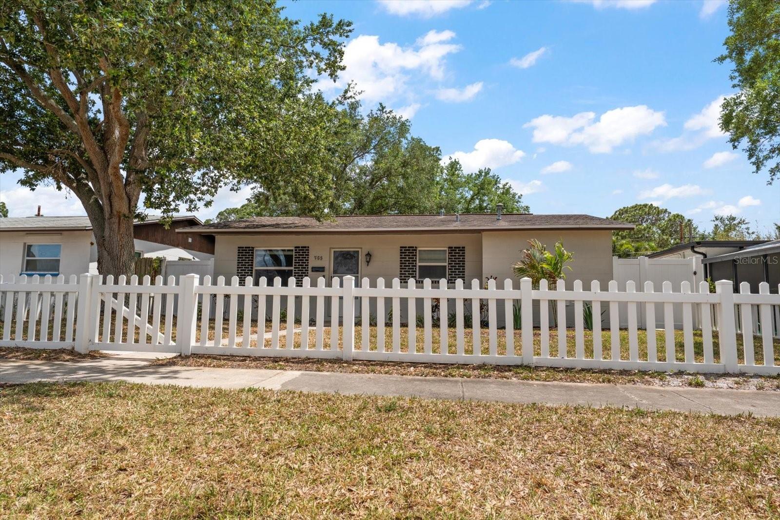 766 90TH AVE N, ST PETERSBURG, FL — photo 3