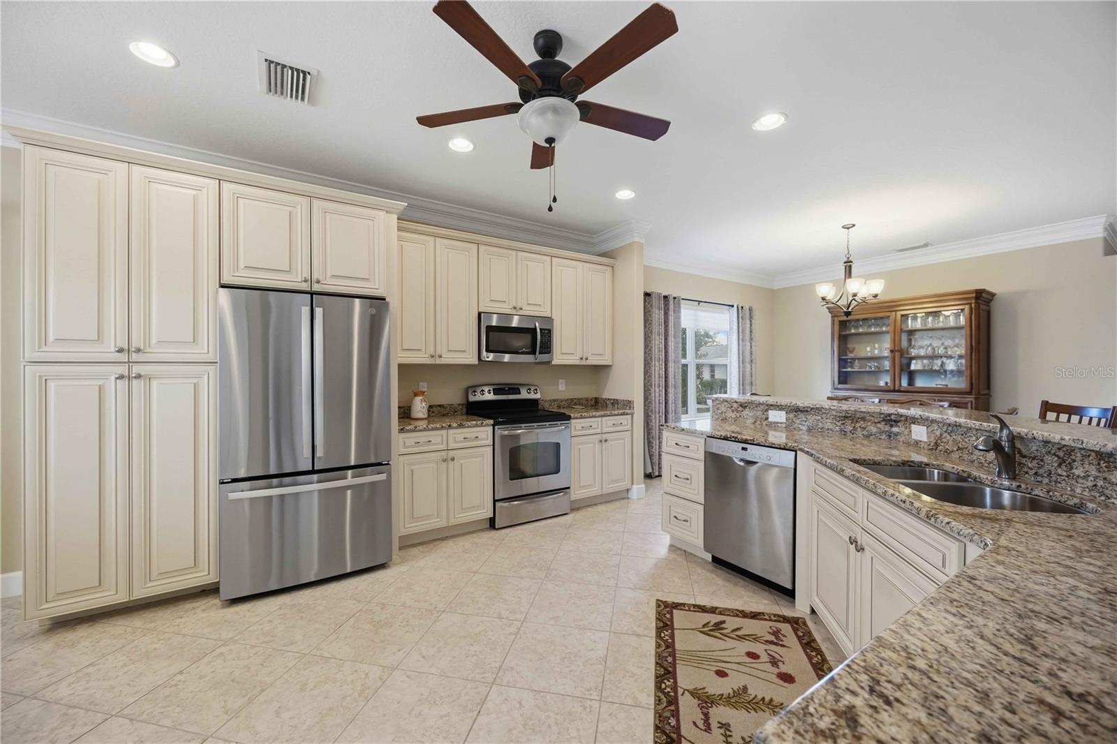 409 TOMOKA DR, ENGLEWOOD, FL — photo 12