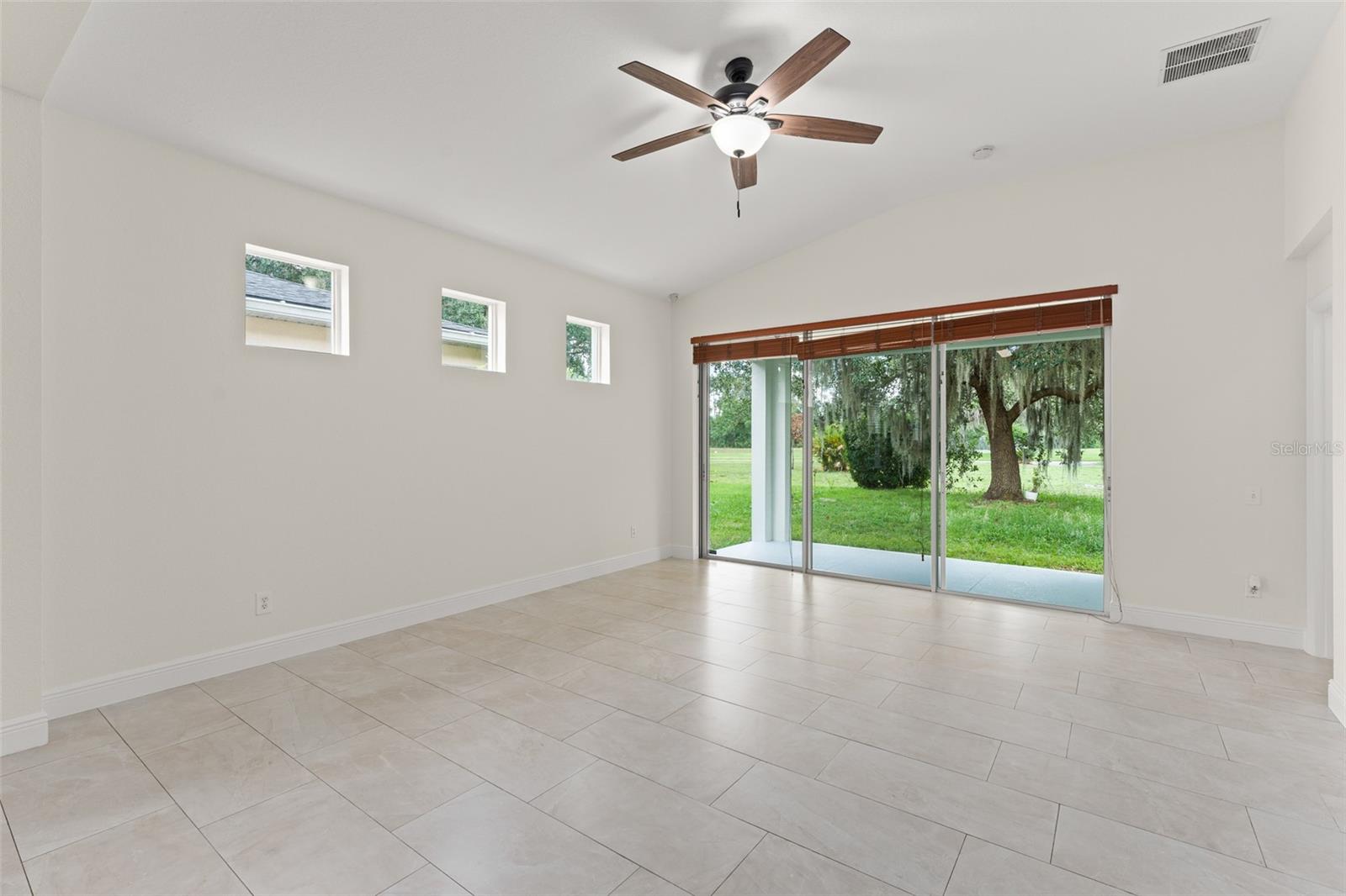 8838 ABBOTSBURY DR, WINDERMERE, FL — photo 11