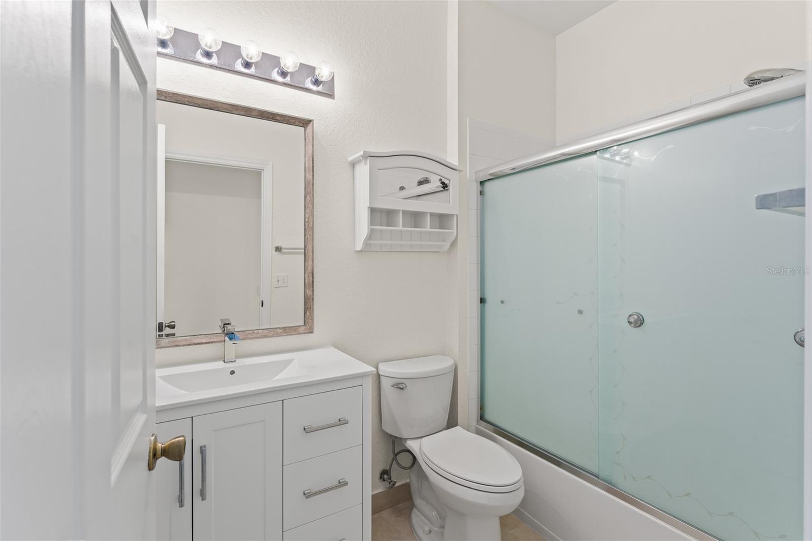 8838 ABBOTSBURY DR, WINDERMERE, FL — photo 13