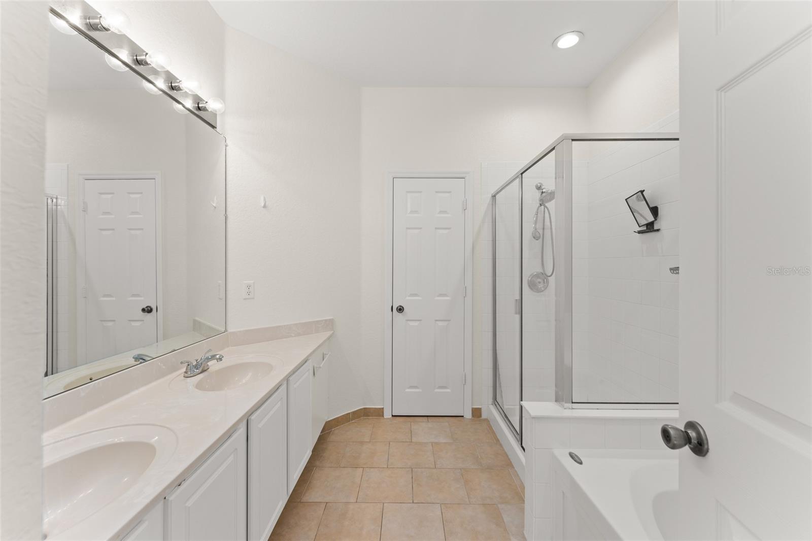 8838 ABBOTSBURY DR, WINDERMERE, FL — photo 18