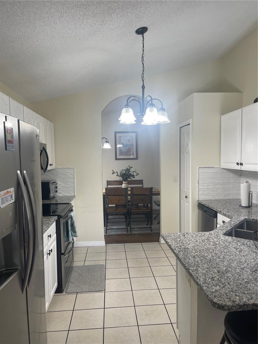 1336 CASTERTON CIR, DAVENPORT, FL — photo 17