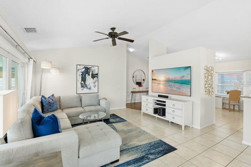 4718 61ST AVENUE TER W, BRADENTON, FL — photo 3