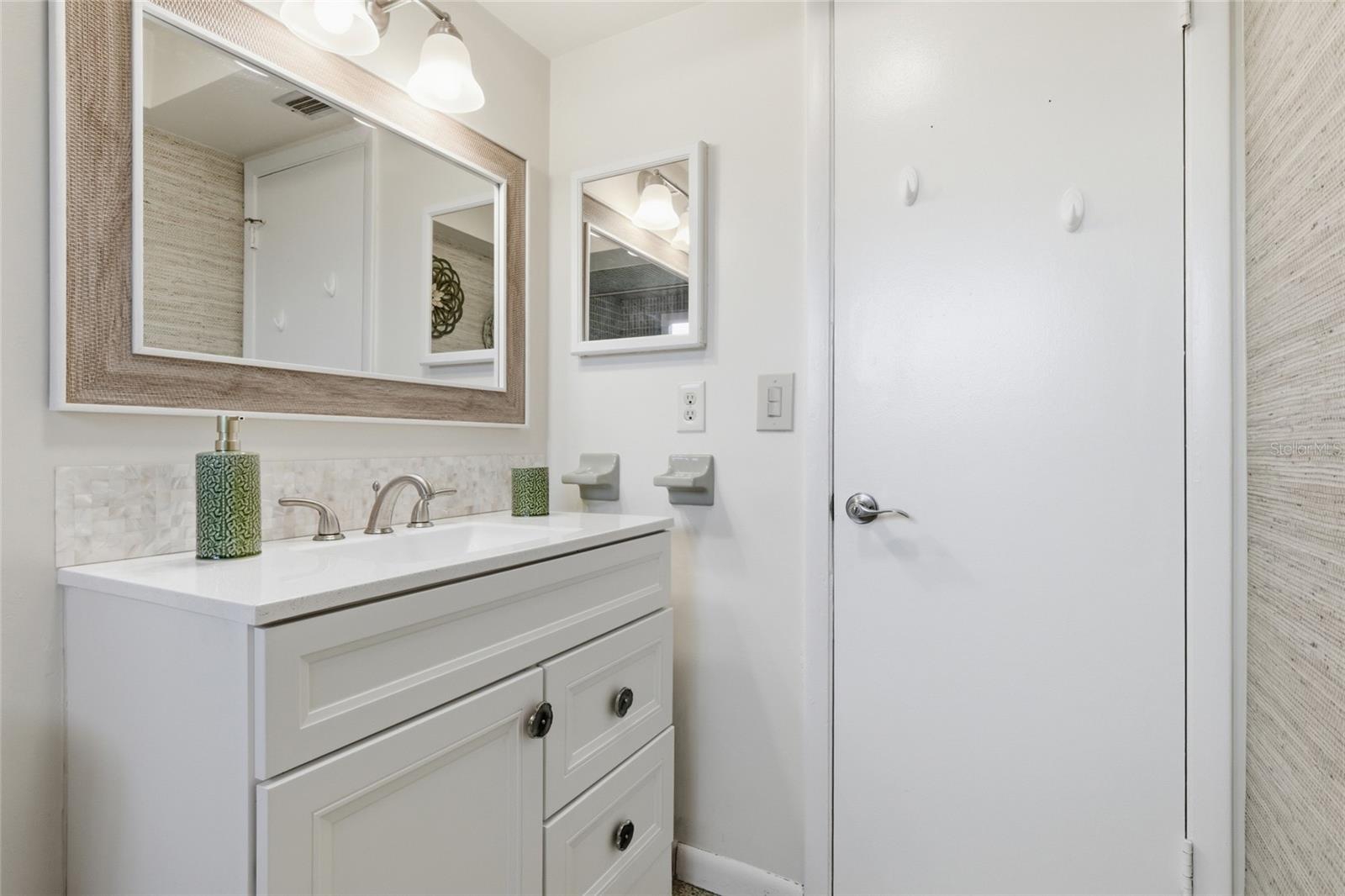 52 ANNAPOLIS LN, ROTONDA WEST, FL — photo 31