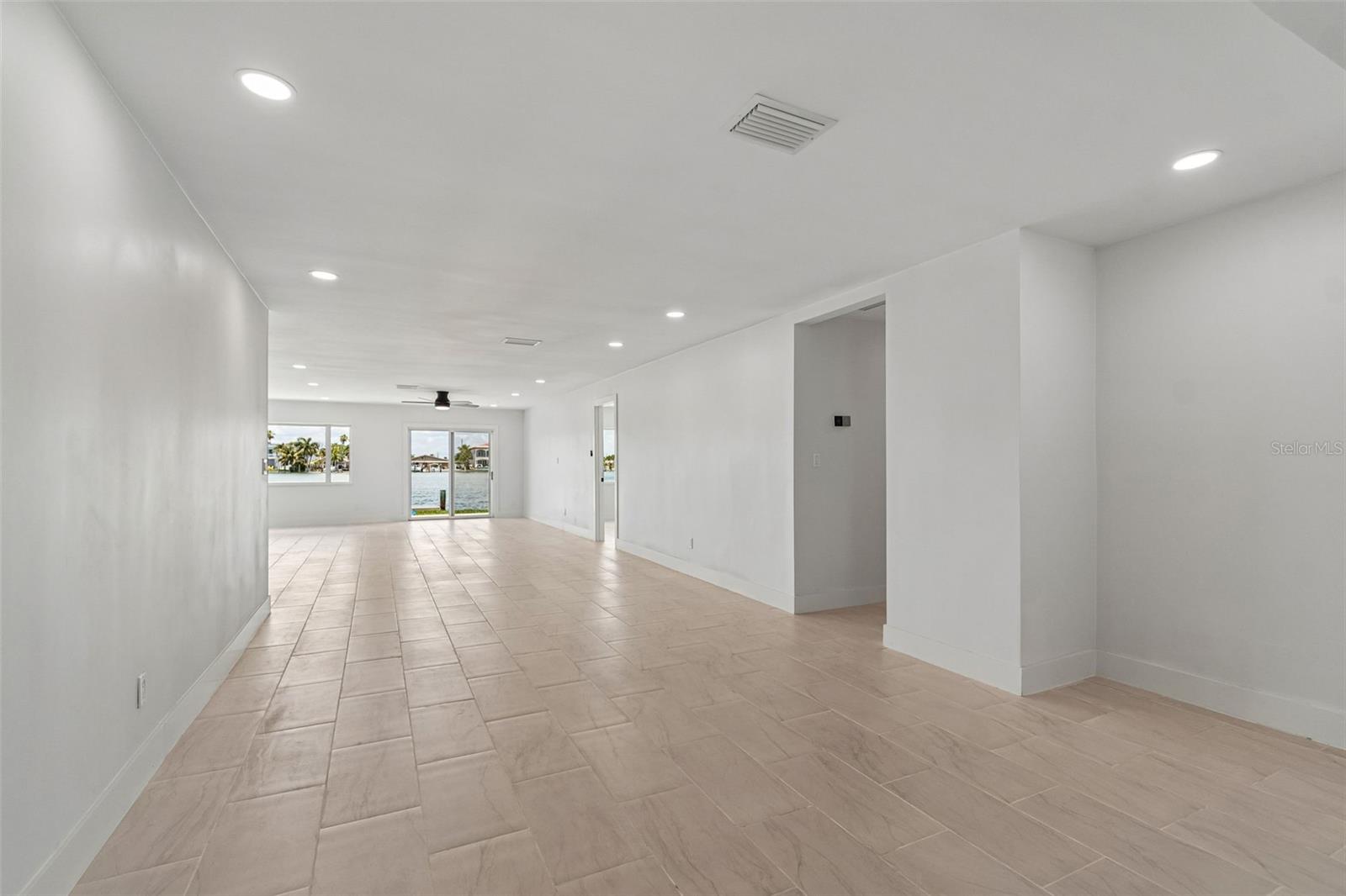 10238 TARPON DR, TREASURE ISLAND, FL — photo 5
