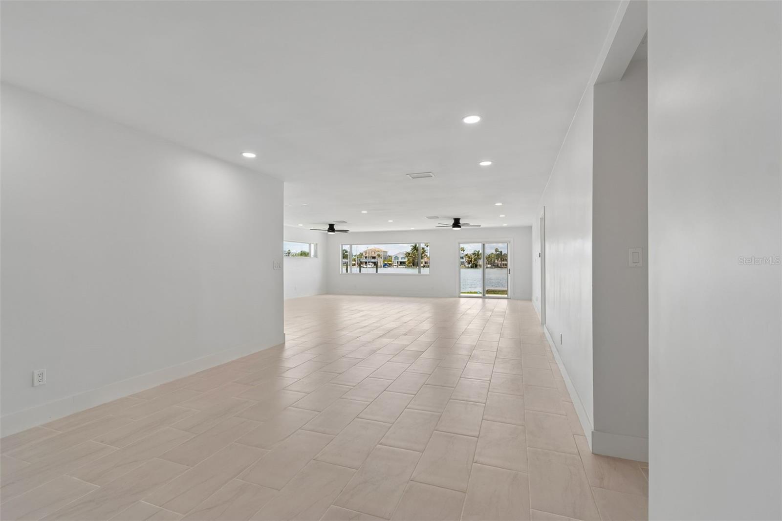 10238 TARPON DR, TREASURE ISLAND, FL — photo 6