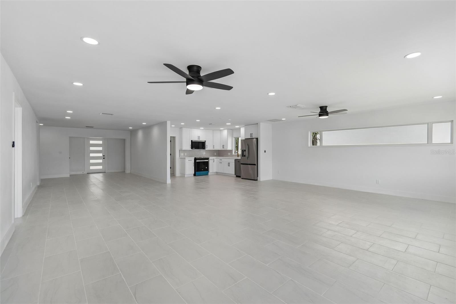 10238 TARPON DR, TREASURE ISLAND, FL — photo 22