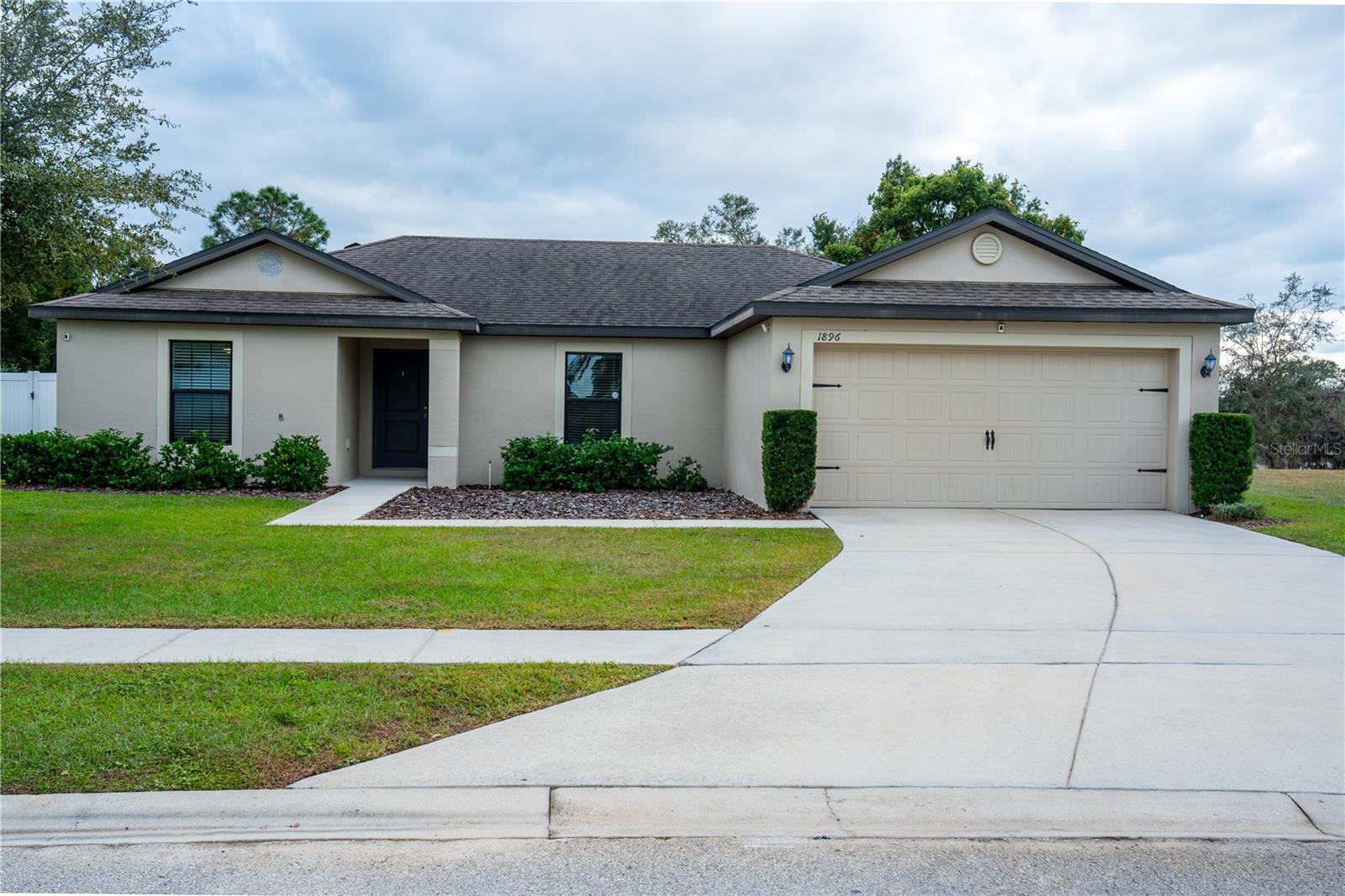 1896 PIEDMONT CT, MASCOTTE, FL — photo 4