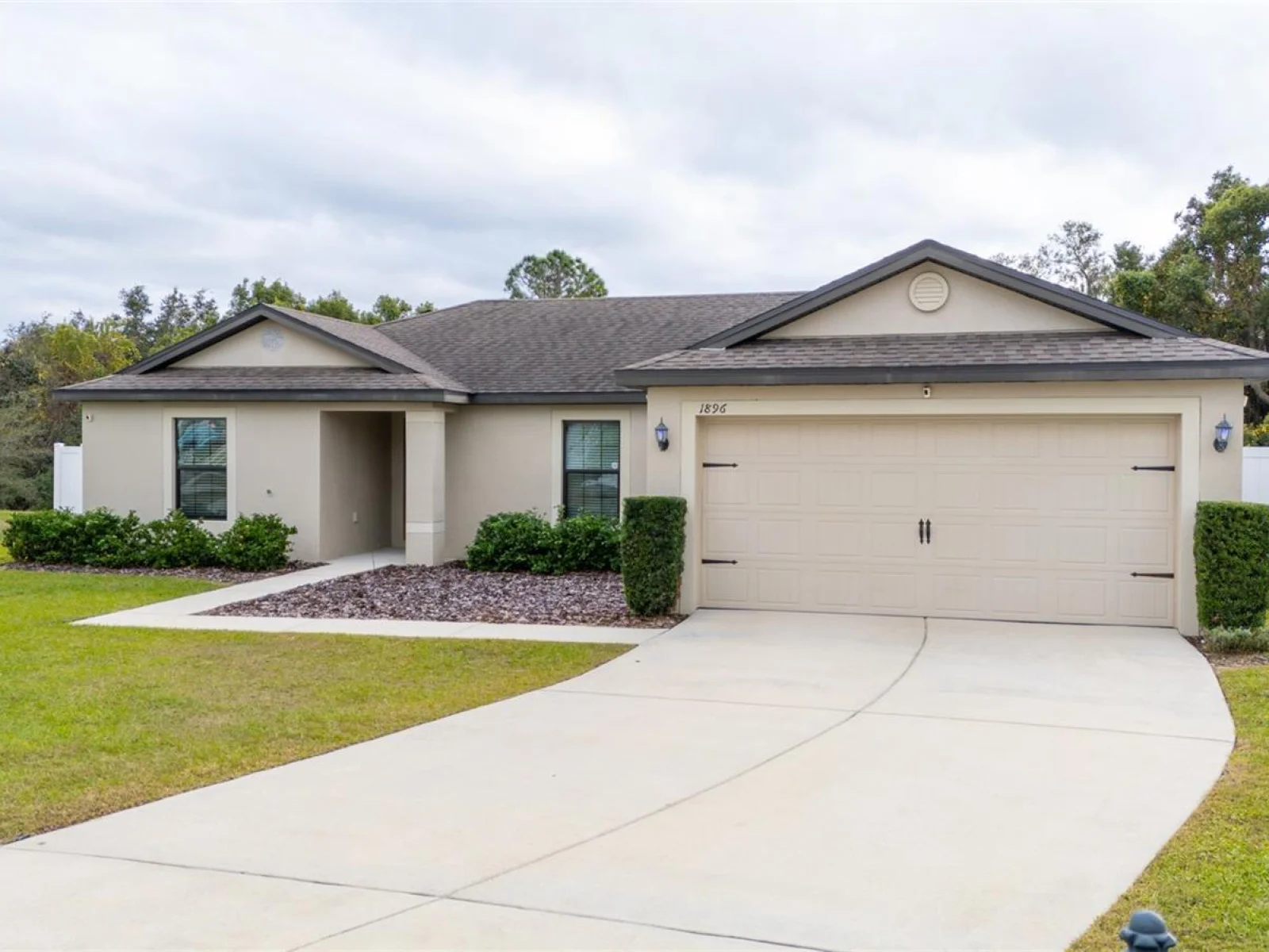 1896 PIEDMONT CT, MASCOTTE, FL — photo 8