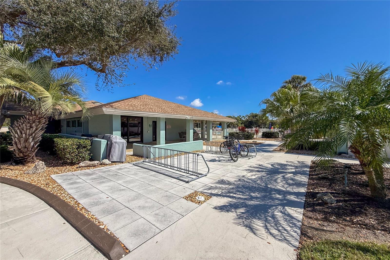 413 TOMOKA DR, ENGLEWOOD, FL — photo 64