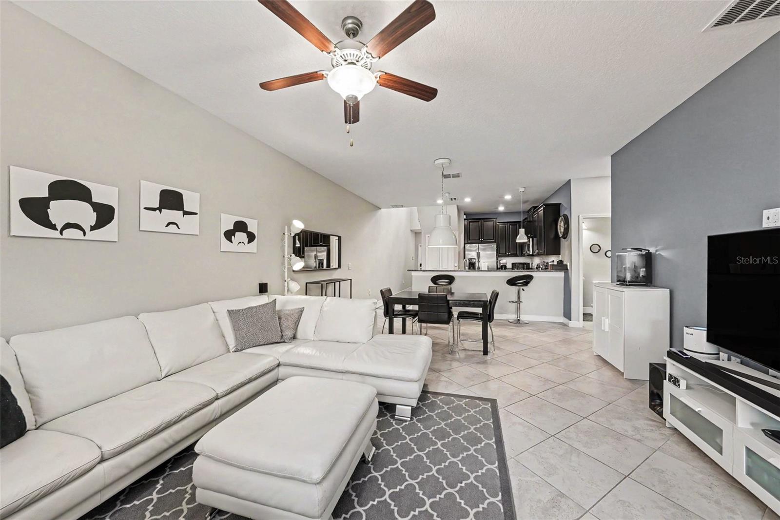 28504 TRANQUIL LAKE CIR, WESLEY CHAPEL, FL — photo 7