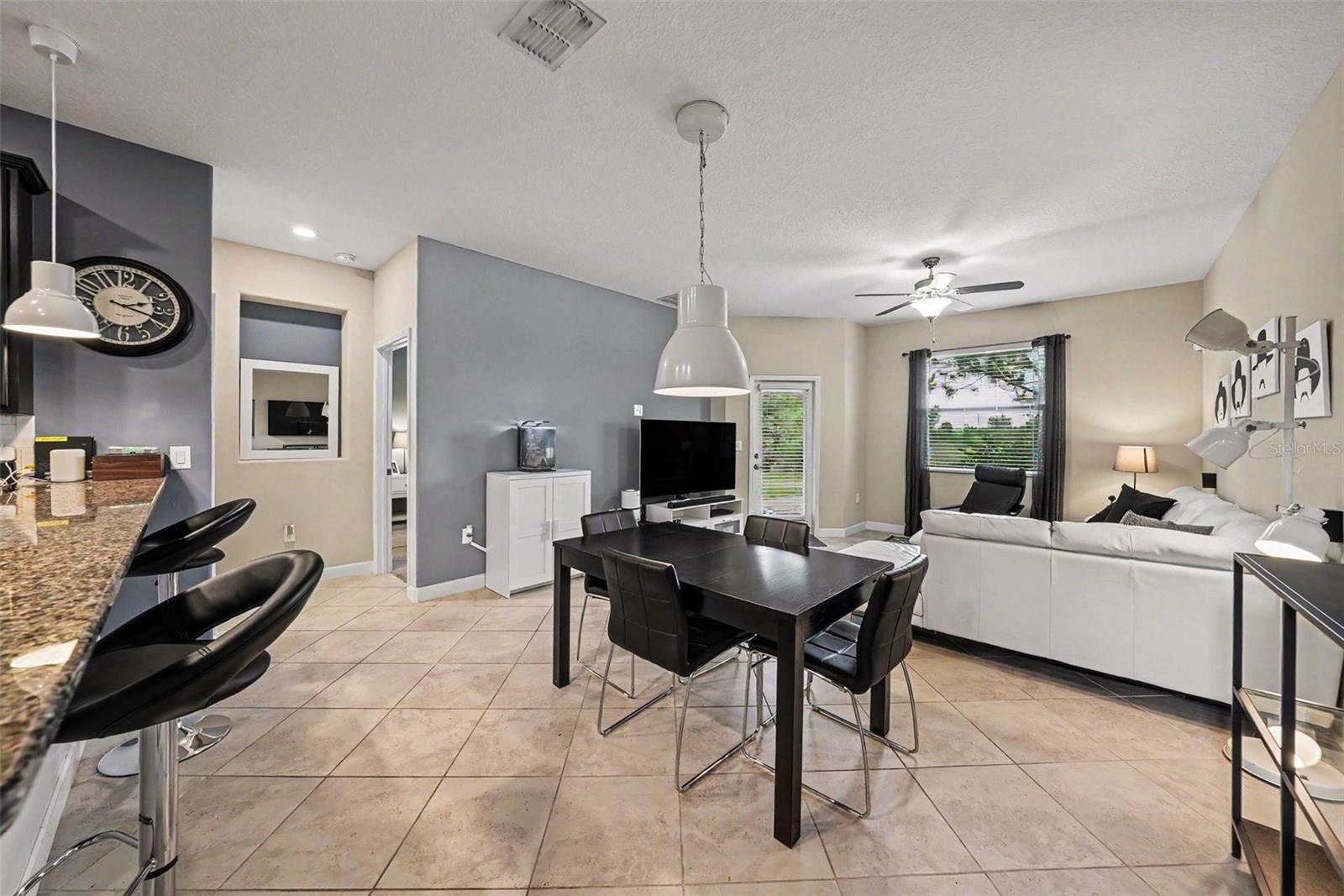 28504 TRANQUIL LAKE CIR, WESLEY CHAPEL, FL — photo 9