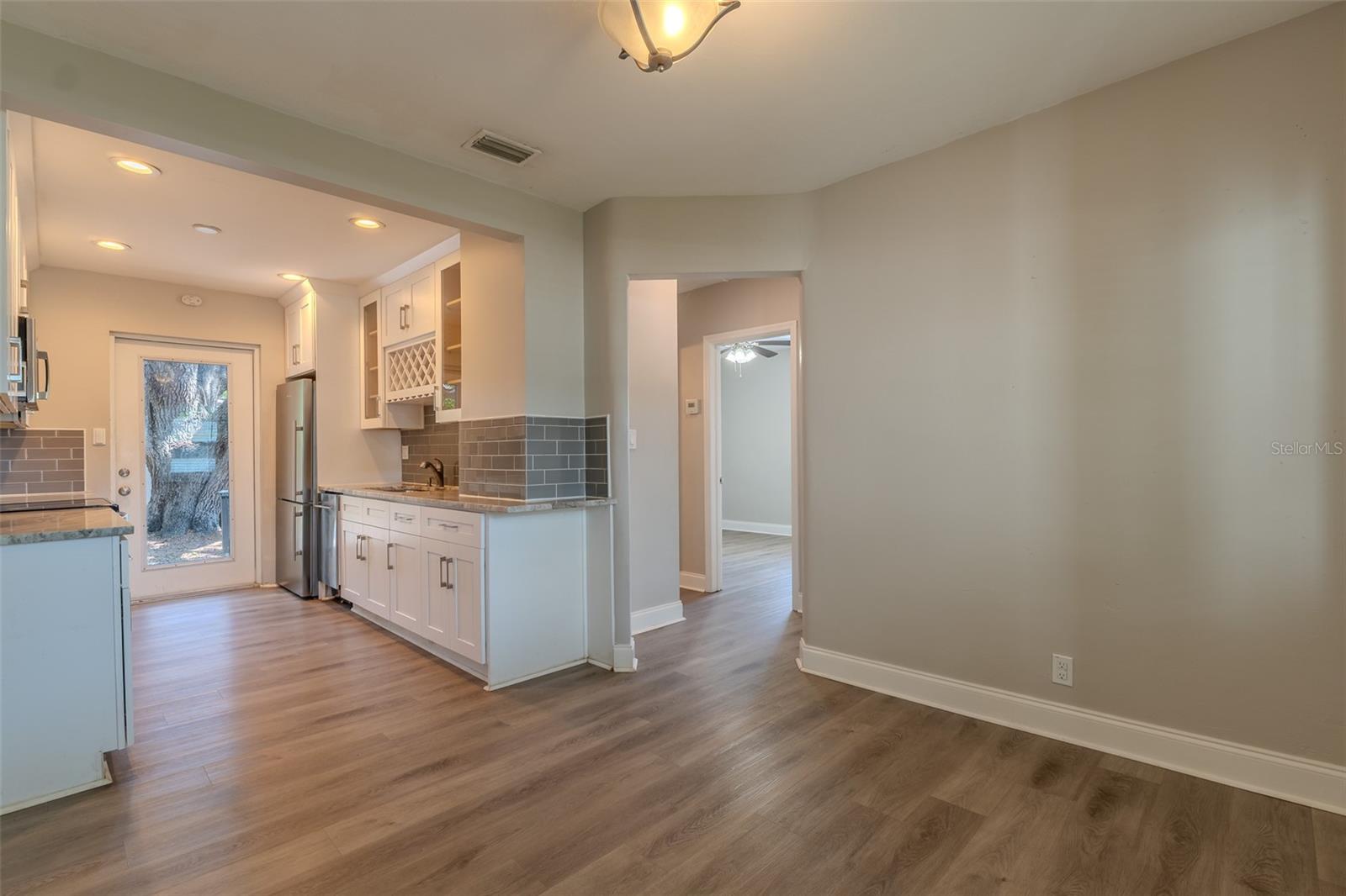 721 38TH AVE N, ST PETERSBURG, FL — photo 12