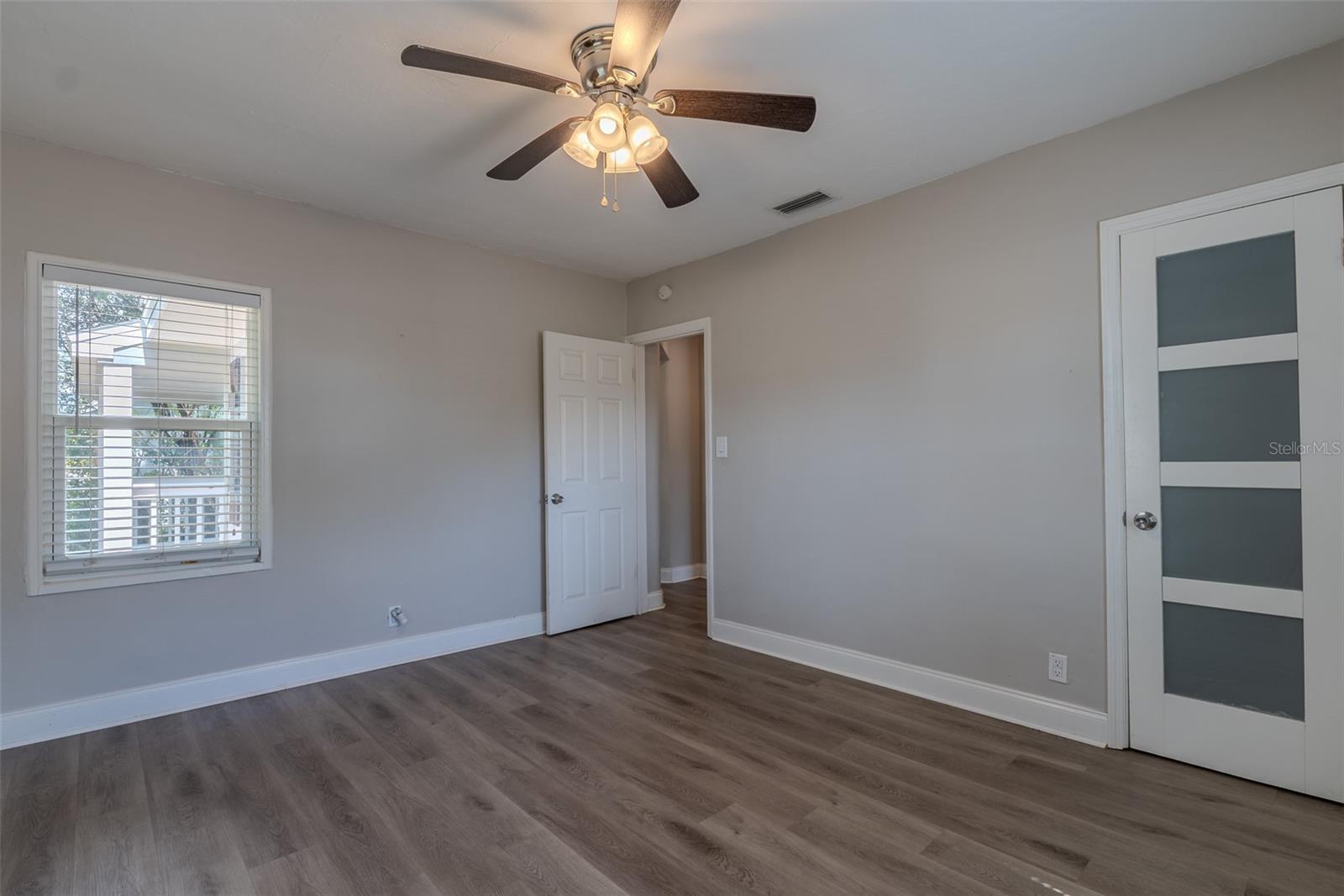 721 38TH AVE N, ST PETERSBURG, FL — photo 17