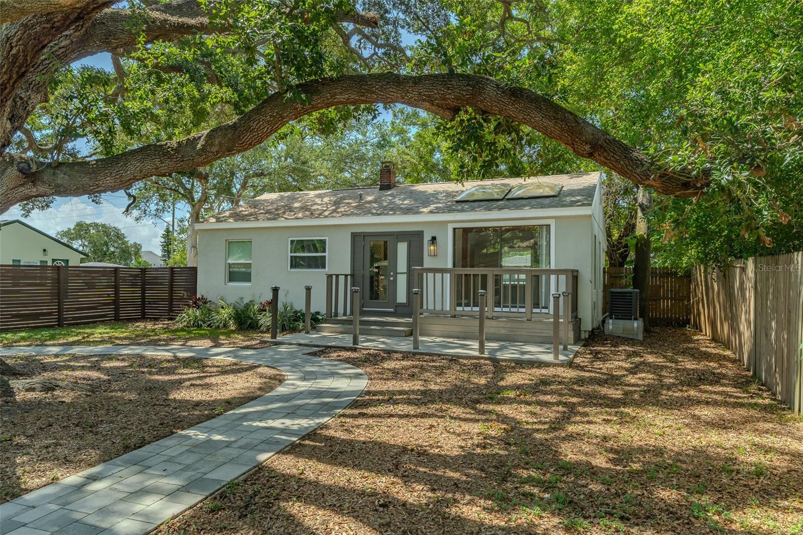 721 38TH AVE N, ST PETERSBURG, FL — photo 22