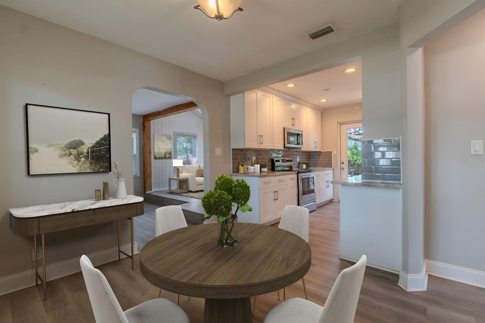 721 38TH AVE N, ST PETERSBURG, FL — photo 10