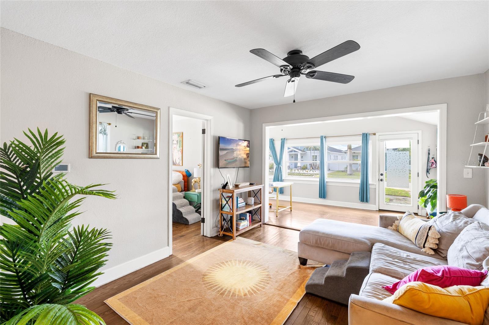 466 36TH AVE N, ST PETERSBURG, FL — photo 4