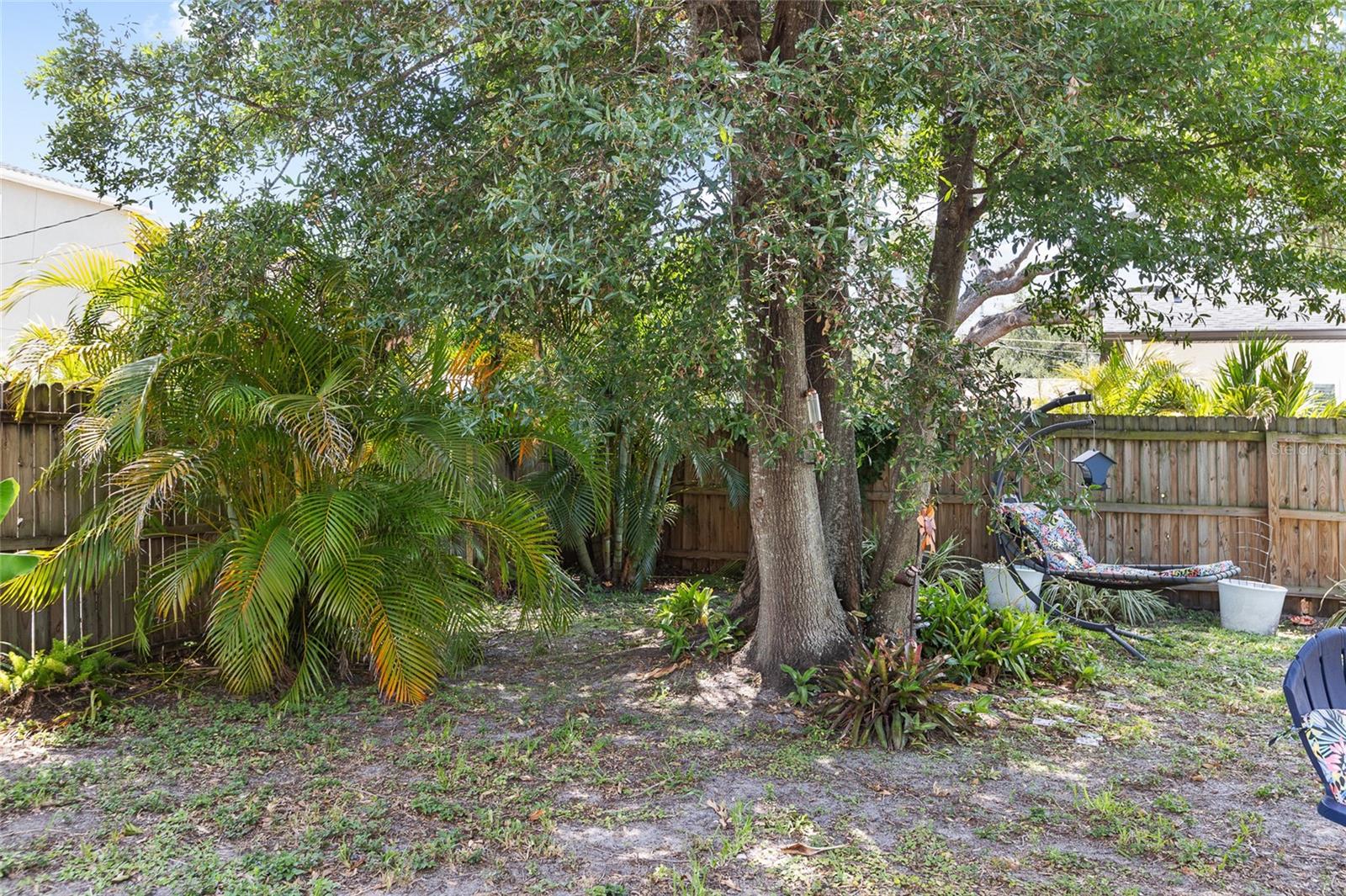 466 36TH AVE N, ST PETERSBURG, FL — photo 41