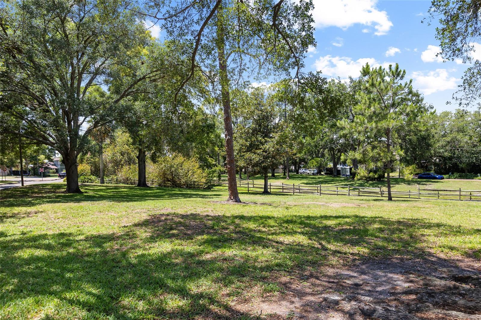 466 36TH AVE N, ST PETERSBURG, FL — photo 50