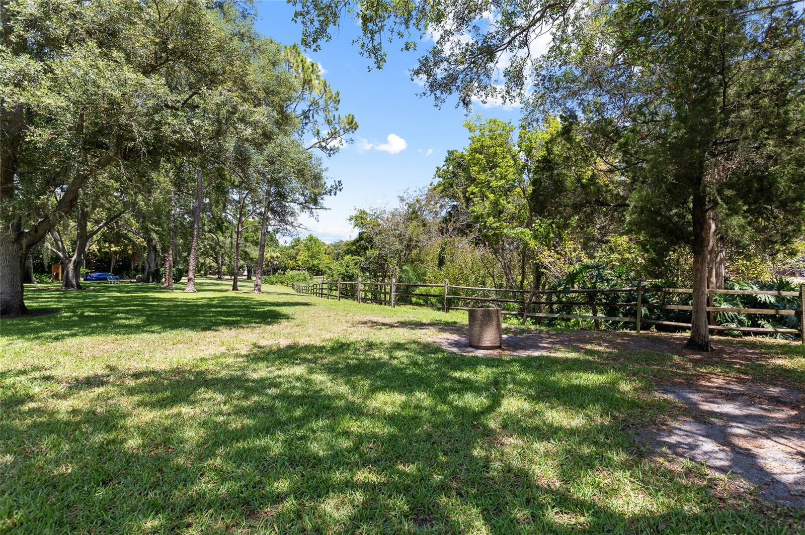 466 36TH AVE N, ST PETERSBURG, FL — photo 51