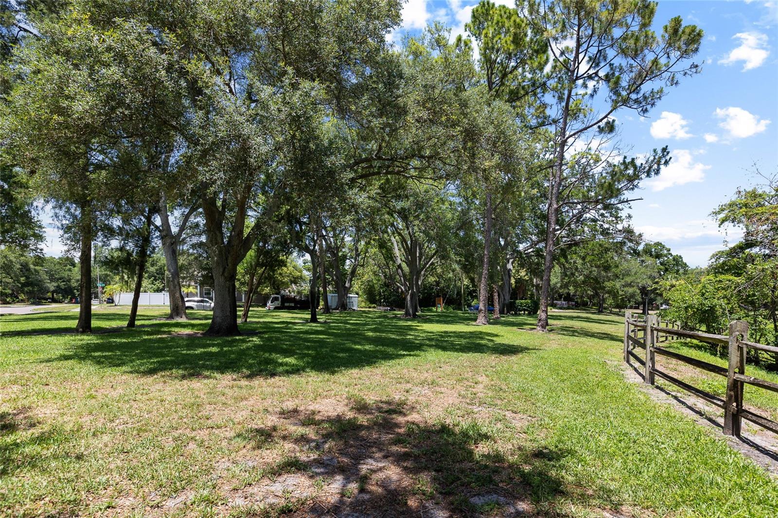 466 36TH AVE N, ST PETERSBURG, FL — photo 52