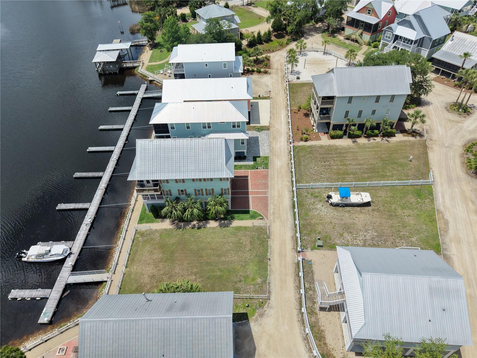 140 RYLAND CIR, STEINHATCHEE, FL — photo 9