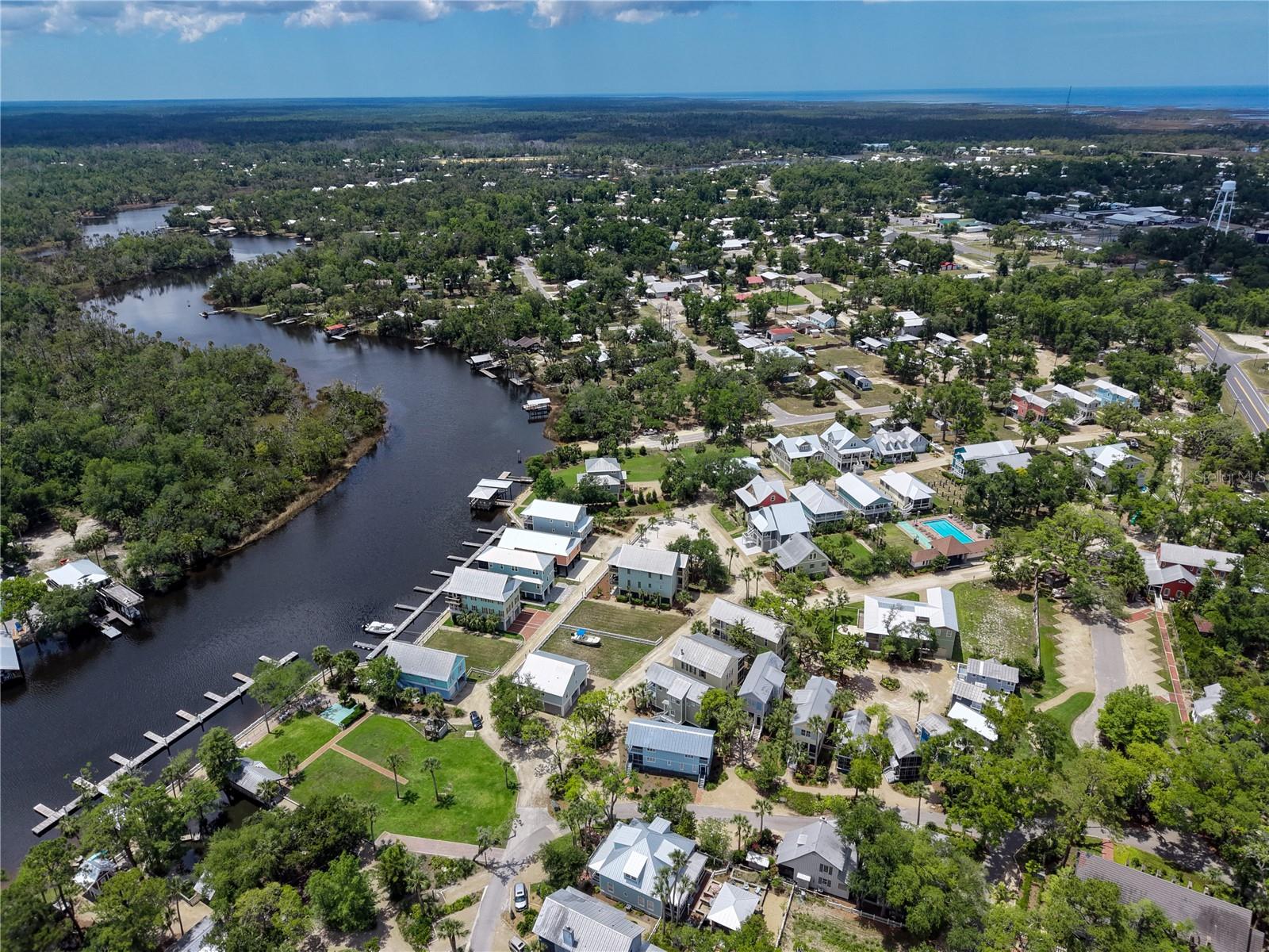 140 RYLAND CIR, STEINHATCHEE, FL — photo 12