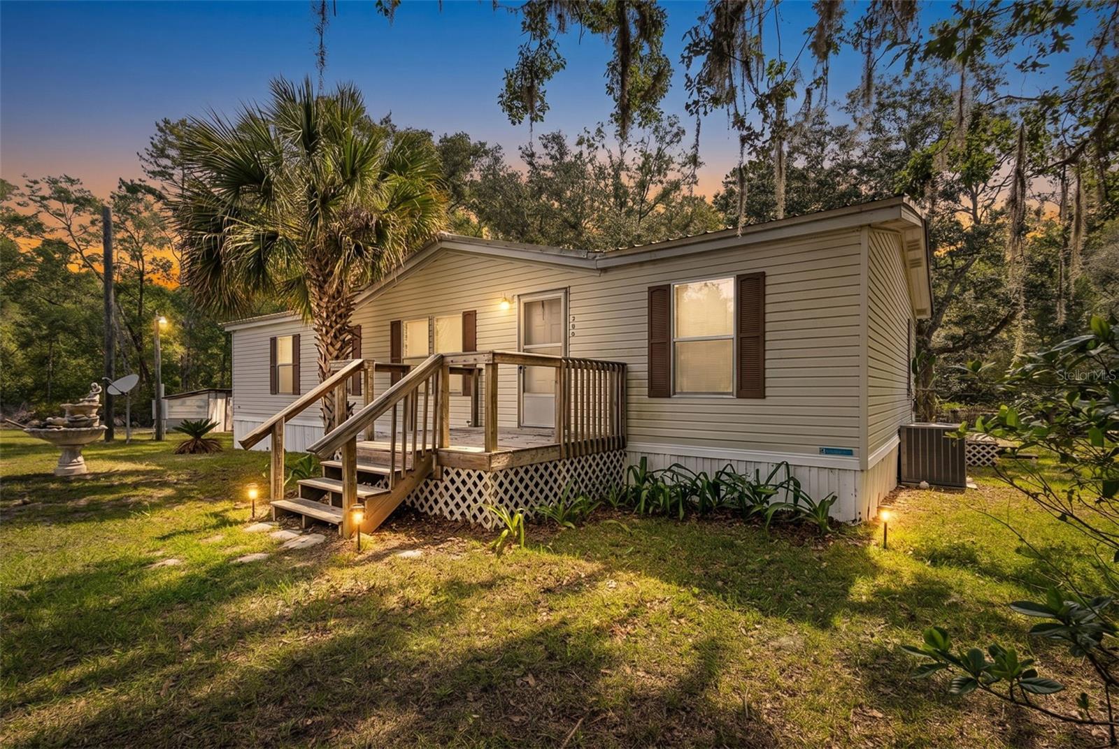 704 SE 791ST ST, OLD TOWN, FL