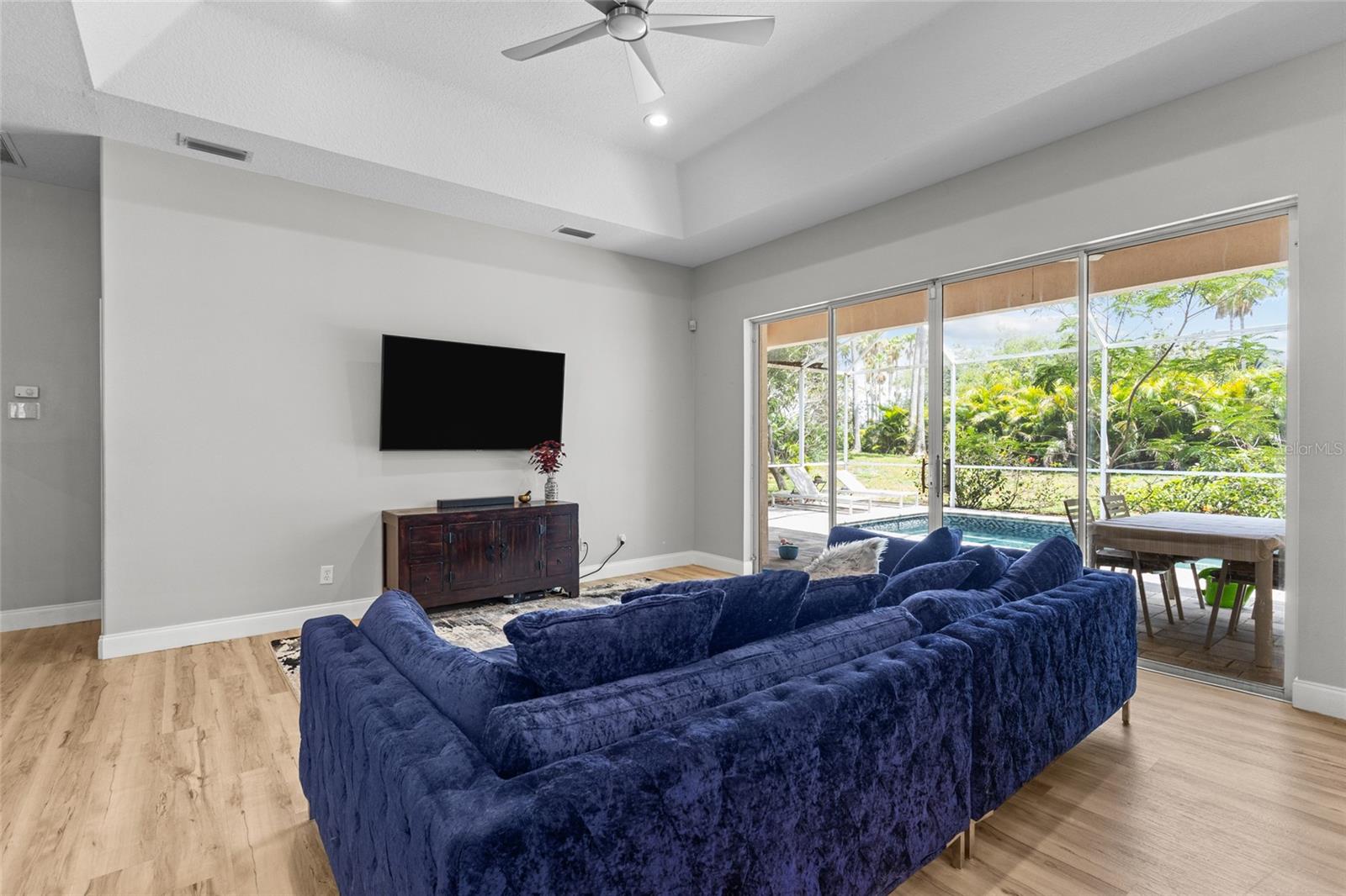 6223 DONNINGTON CT, SARASOTA, FL — photo 12