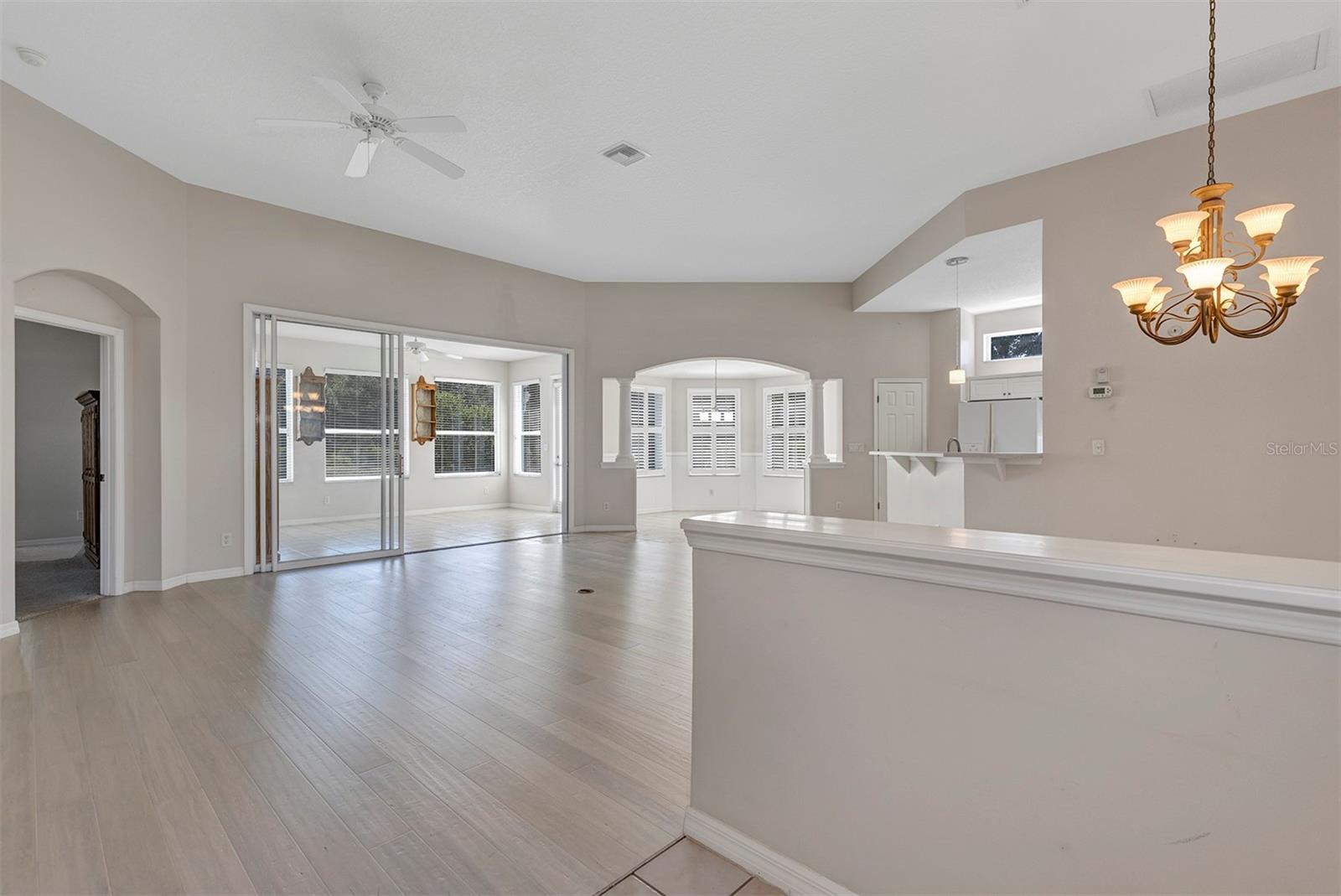 2880 MEDITERRANEAN LOOP, TAVARES, FL — photo 9