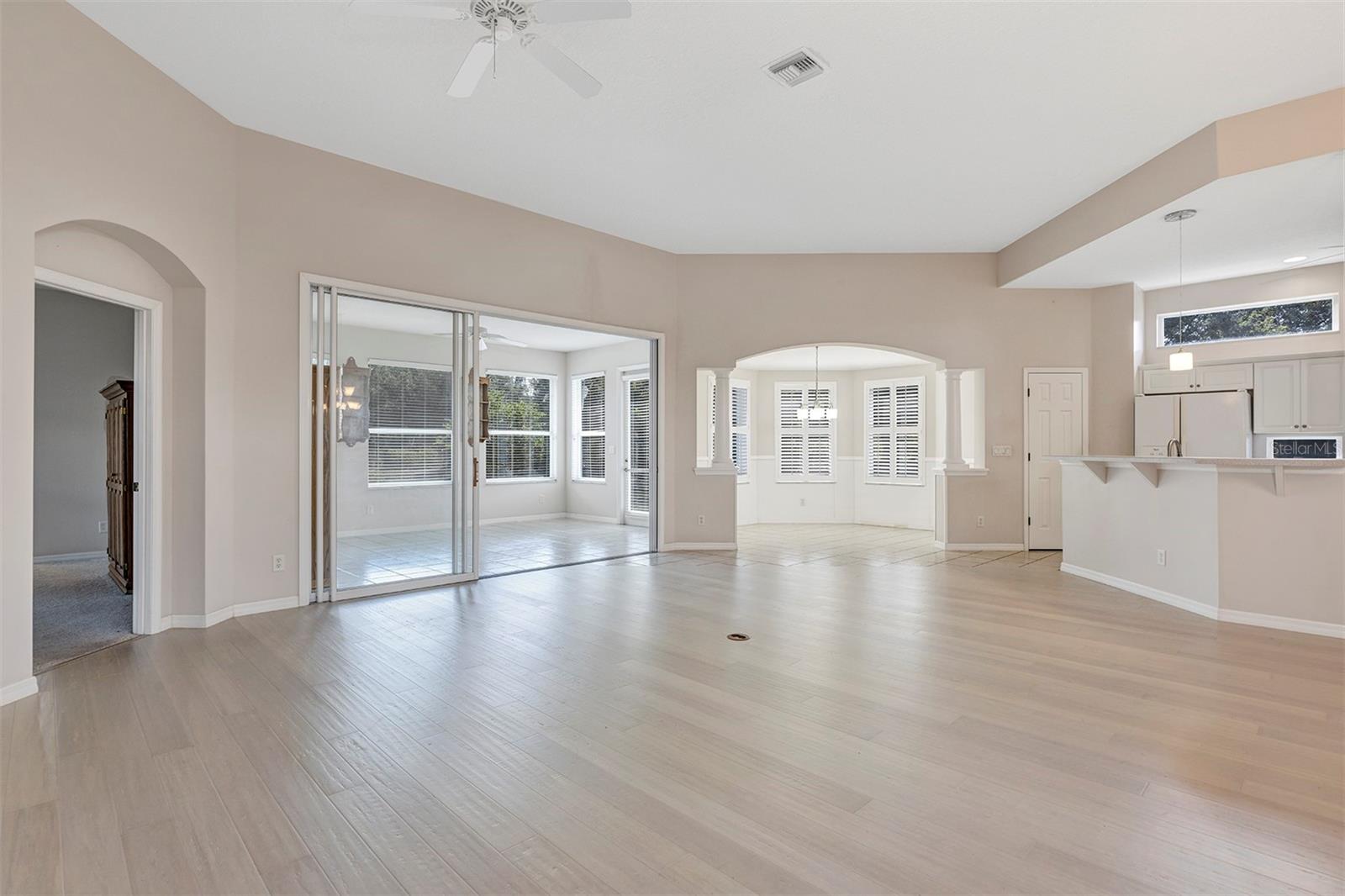 2880 MEDITERRANEAN LOOP, TAVARES, FL — photo 11