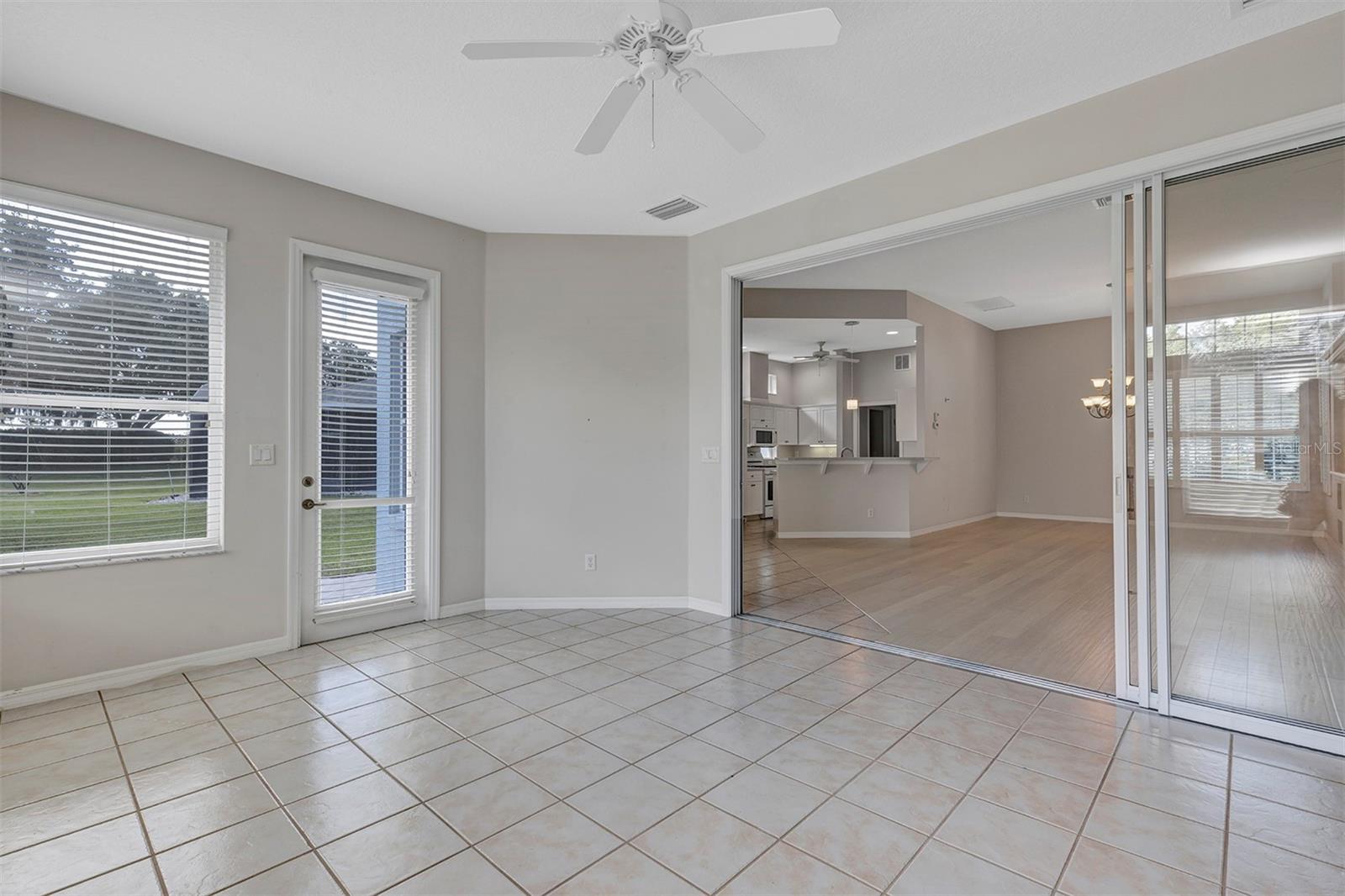 2880 MEDITERRANEAN LOOP, TAVARES, FL — photo 26