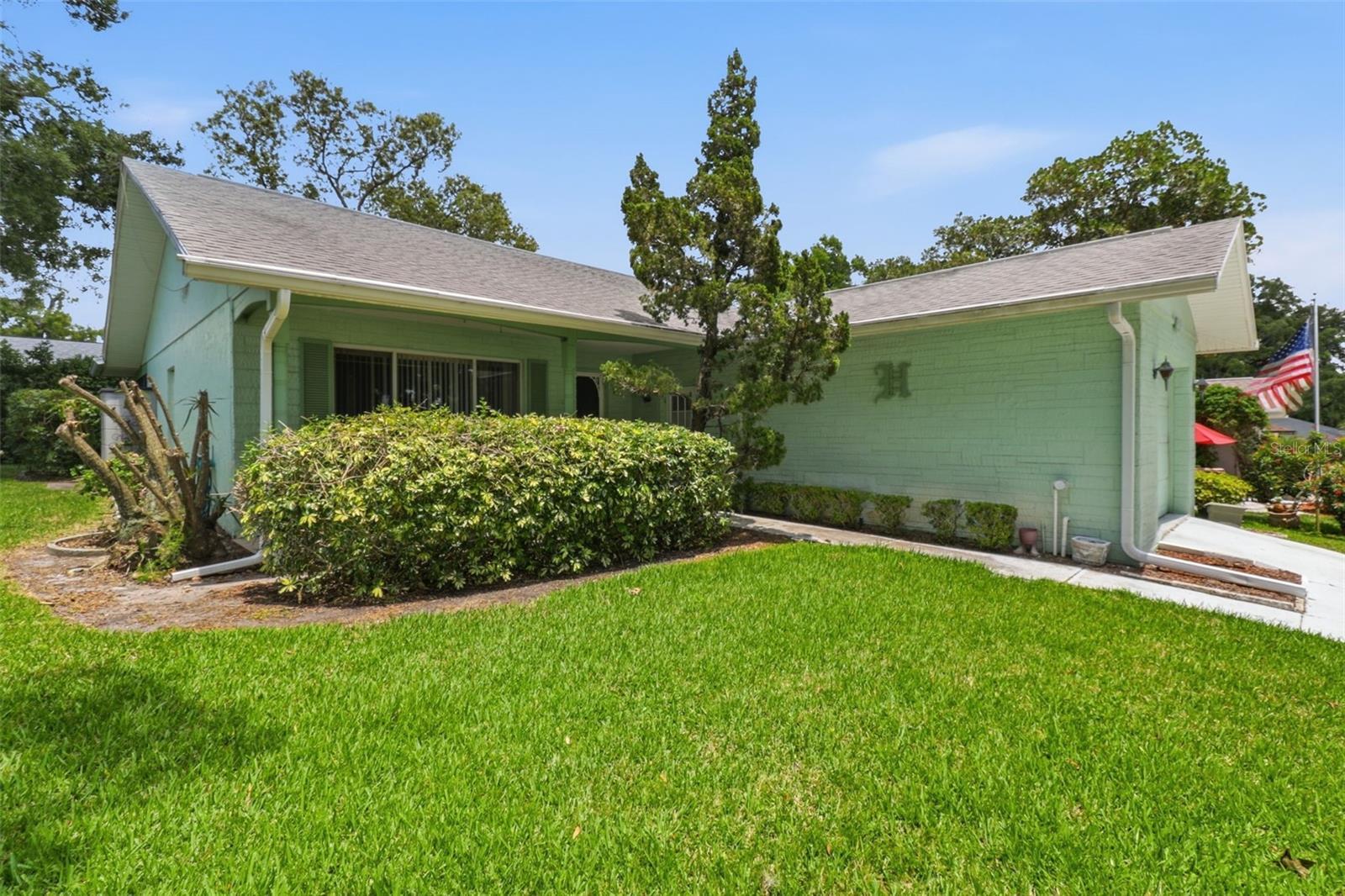 10600 SALAMANCA DR, PORT RICHEY, FL — photo 2