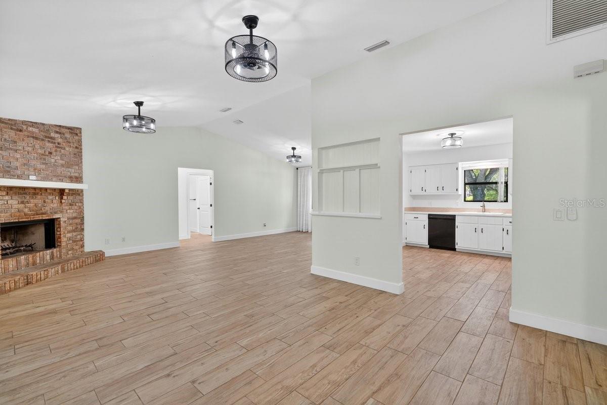 171 WILLIAM ST, EDGEWATER, FL — photo 9