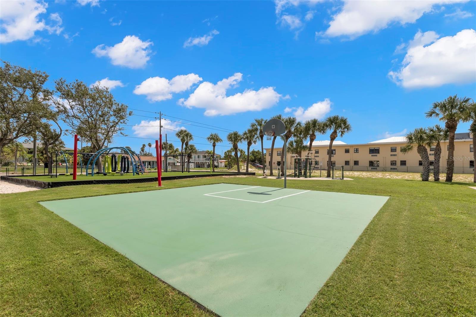 16333 GULF BLVD #113, REDINGTON BEACH, FL — photo 30