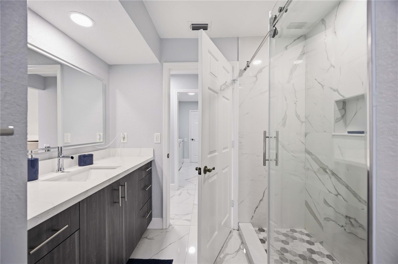 5186 FORBES TER, PORT CHARLOTTE, FL — photo 33