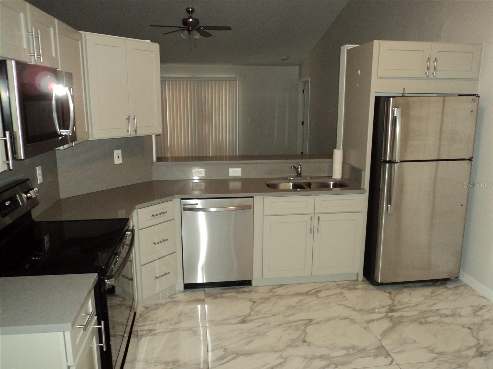 548 E MONTROSE ST, CLERMONT, FL — photo 5