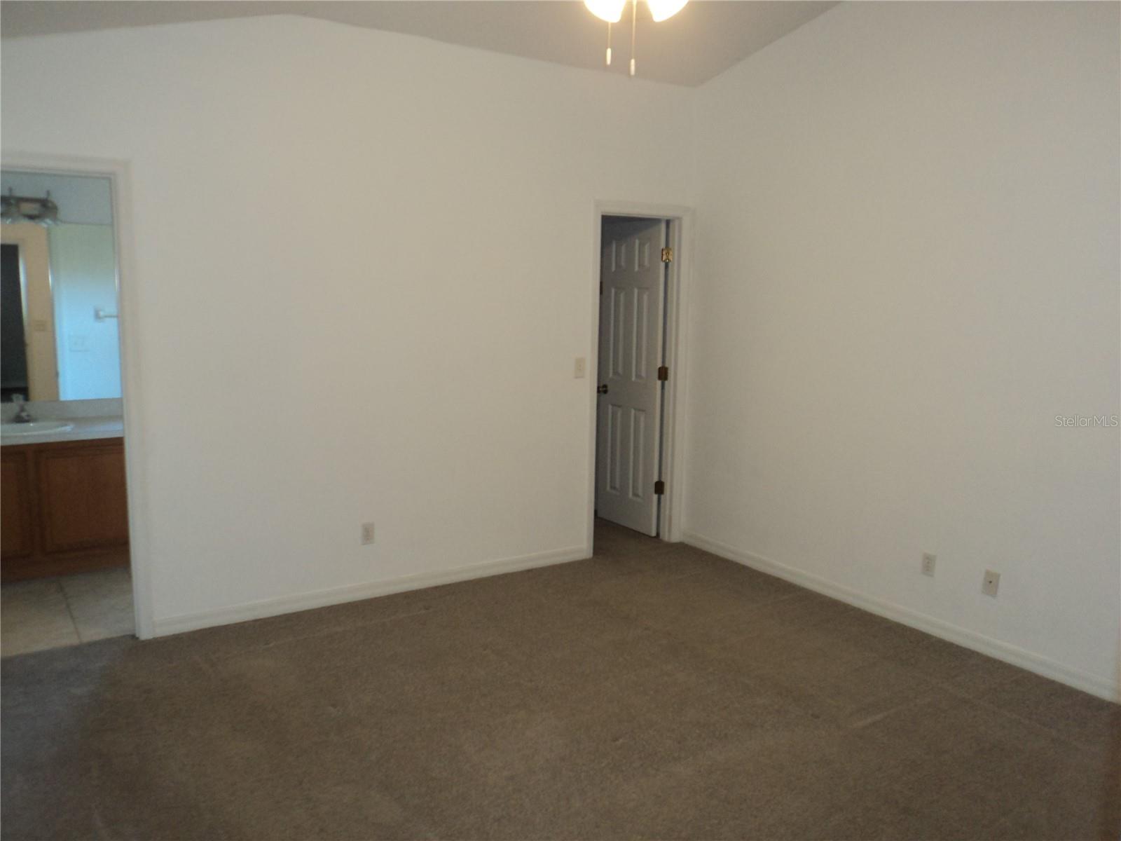 548 E MONTROSE ST, CLERMONT, FL — photo 15