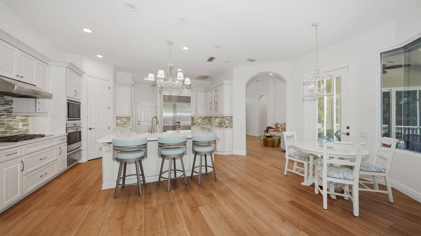 523 JUAN ANASCO DR, LONGBOAT KEY, FL — photo 14