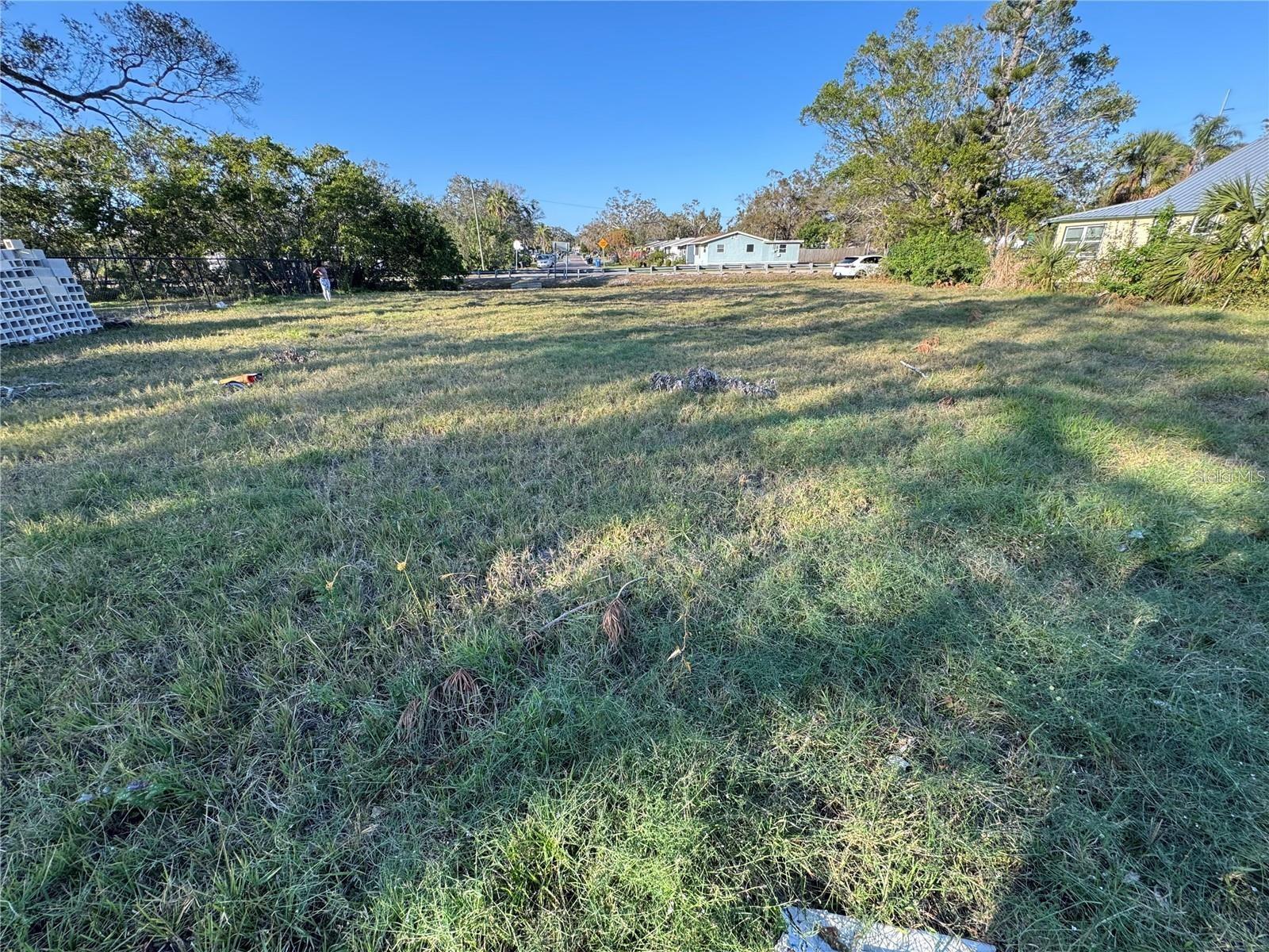 26TH AVE S, ST PETERSBURG, FL — photo 2