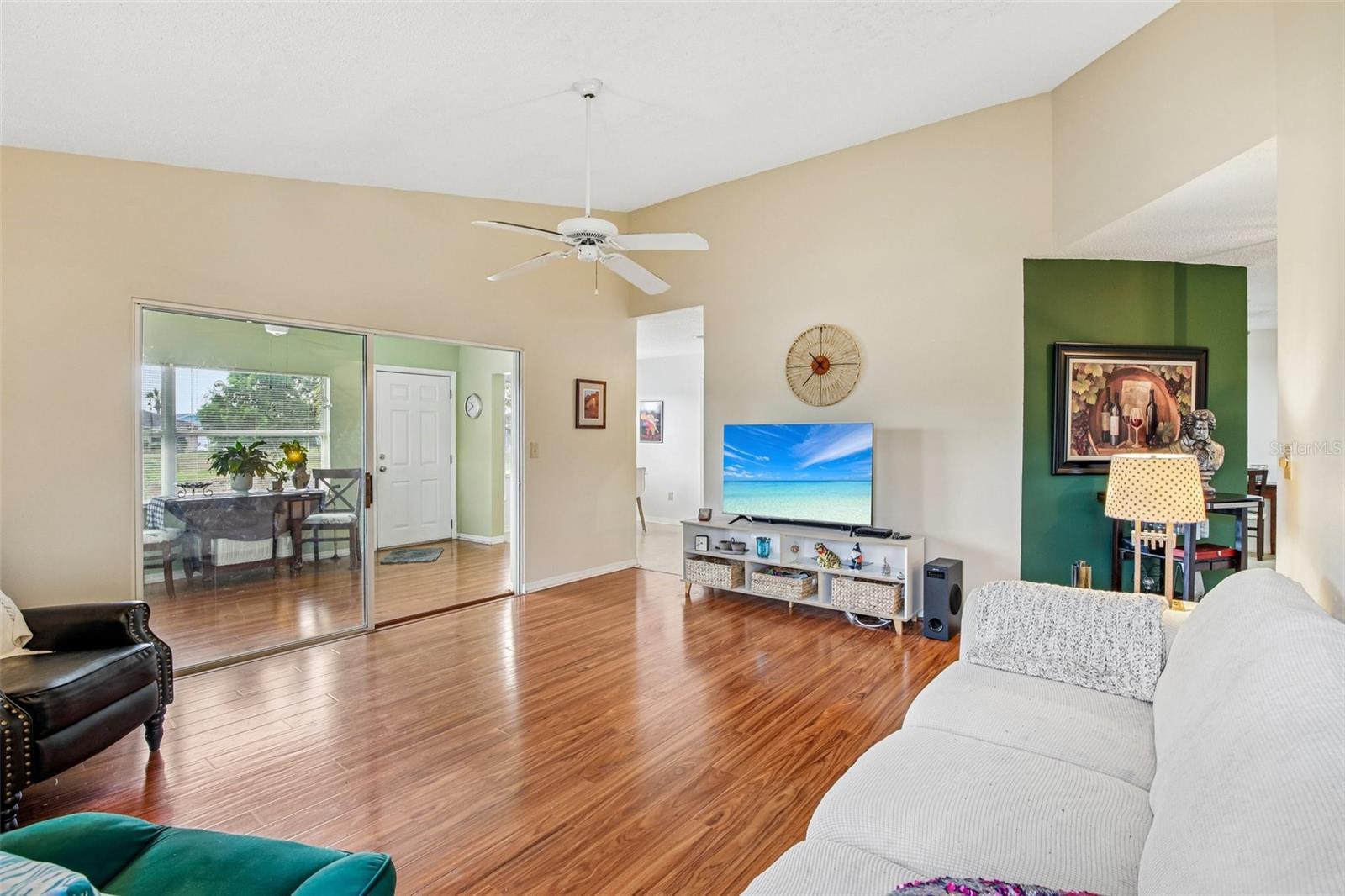1925 GRAND CYPRESS LN, SUN CITY CENTER, FL — photo 6