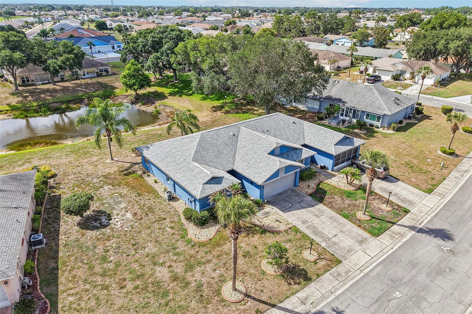 1925 GRAND CYPRESS LN, SUN CITY CENTER, FL — photo 33