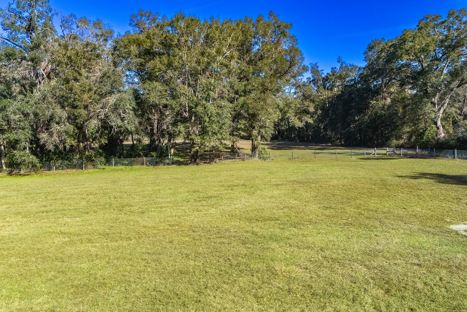 21800 SW 15TH AVE, NEWBERRY, FL — photo 42