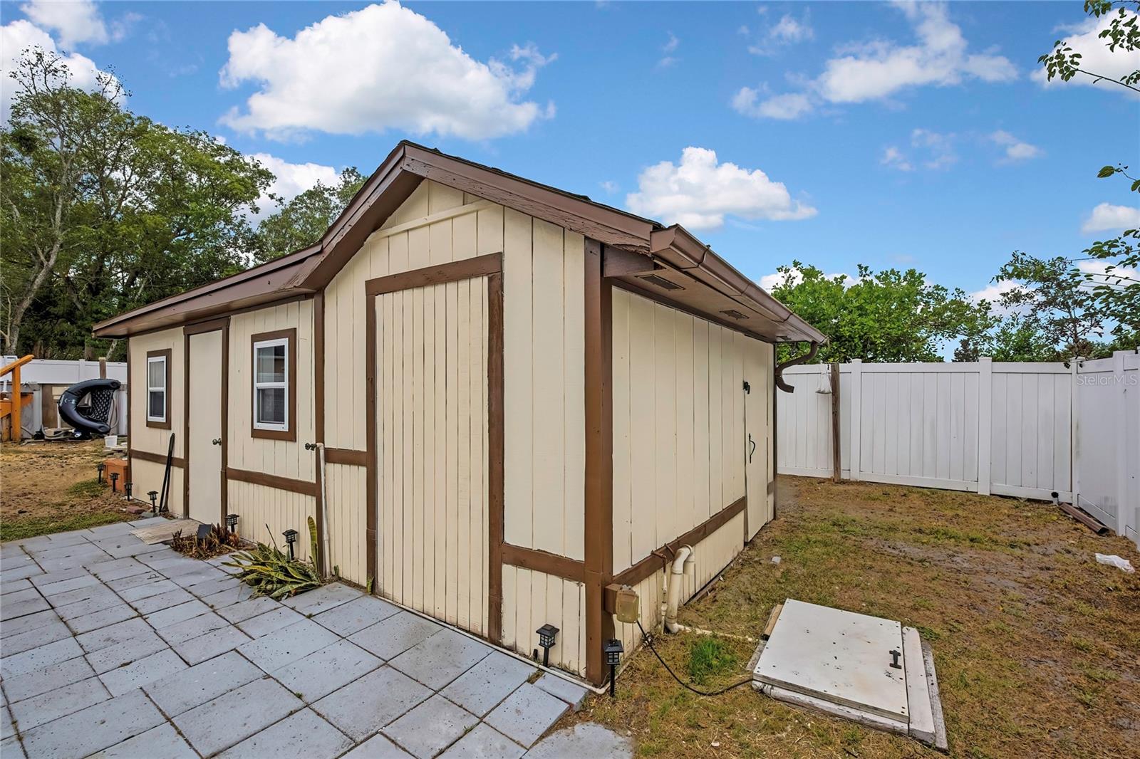 10185 CARRIN RD, SPRING HILL, FL — photo 3