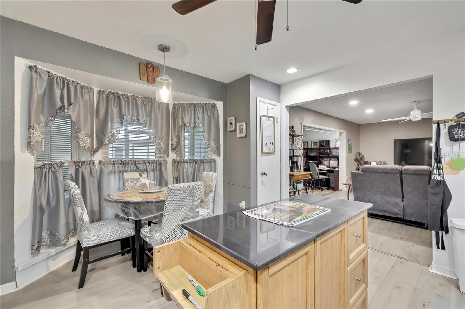 10185 CARRIN RD, SPRING HILL, FL — photo 11