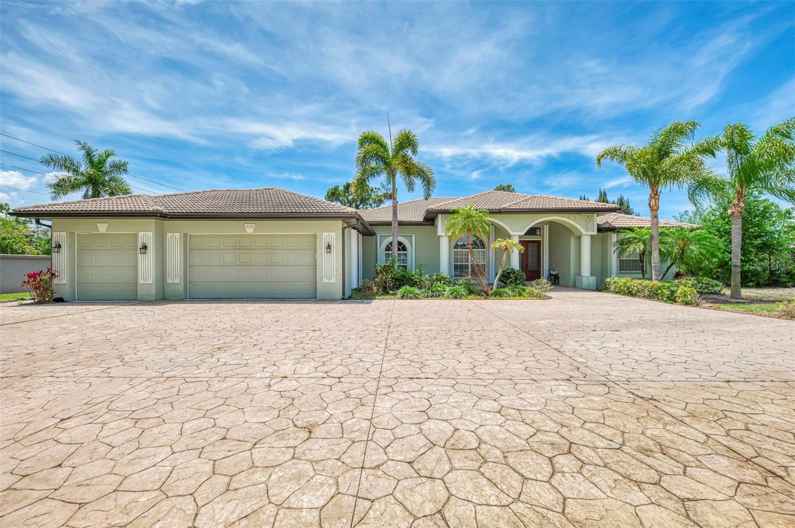 900 PARK PLACE DR, ENGLEWOOD, FL — photo 2