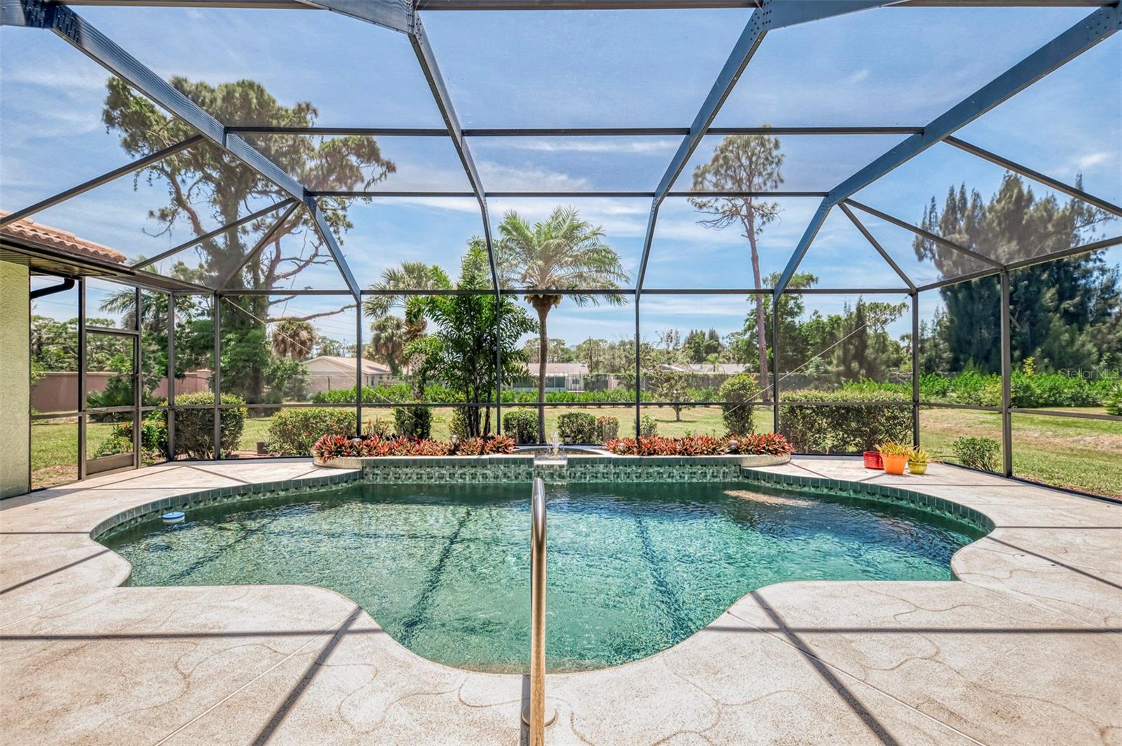 900 PARK PLACE DR, ENGLEWOOD, FL — photo 12