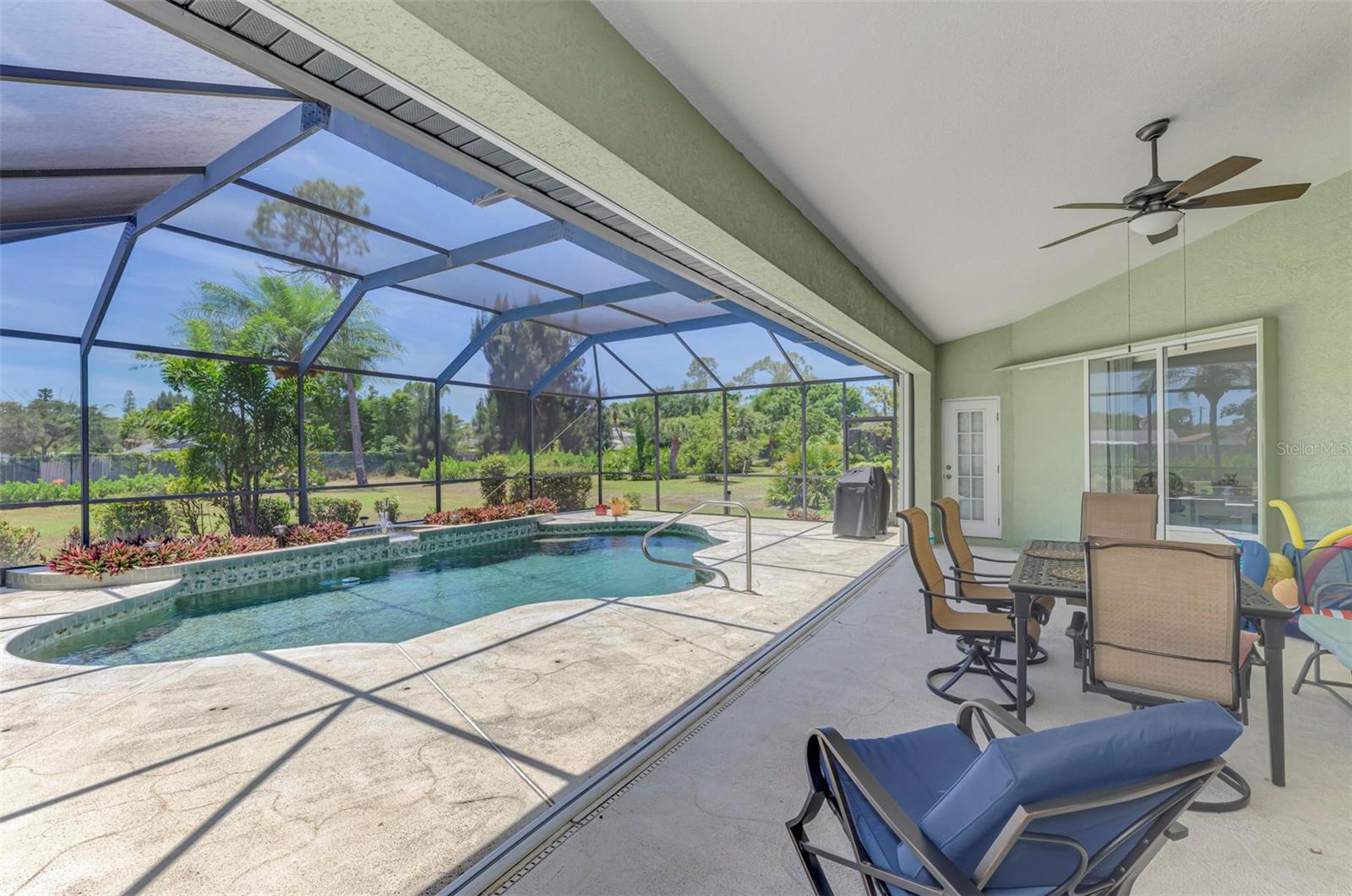 900 PARK PLACE DR, ENGLEWOOD, FL — photo 16