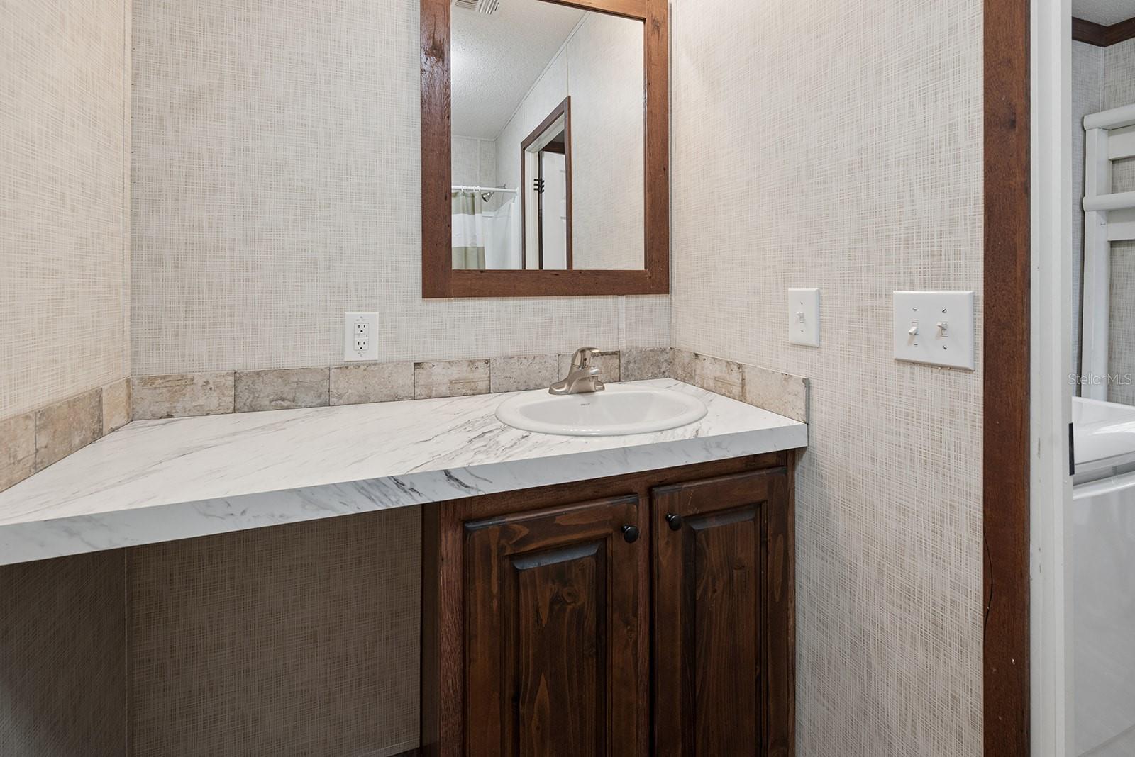 588 S COUNTY ROAD 21, HAWTHORNE, FL — photo 16