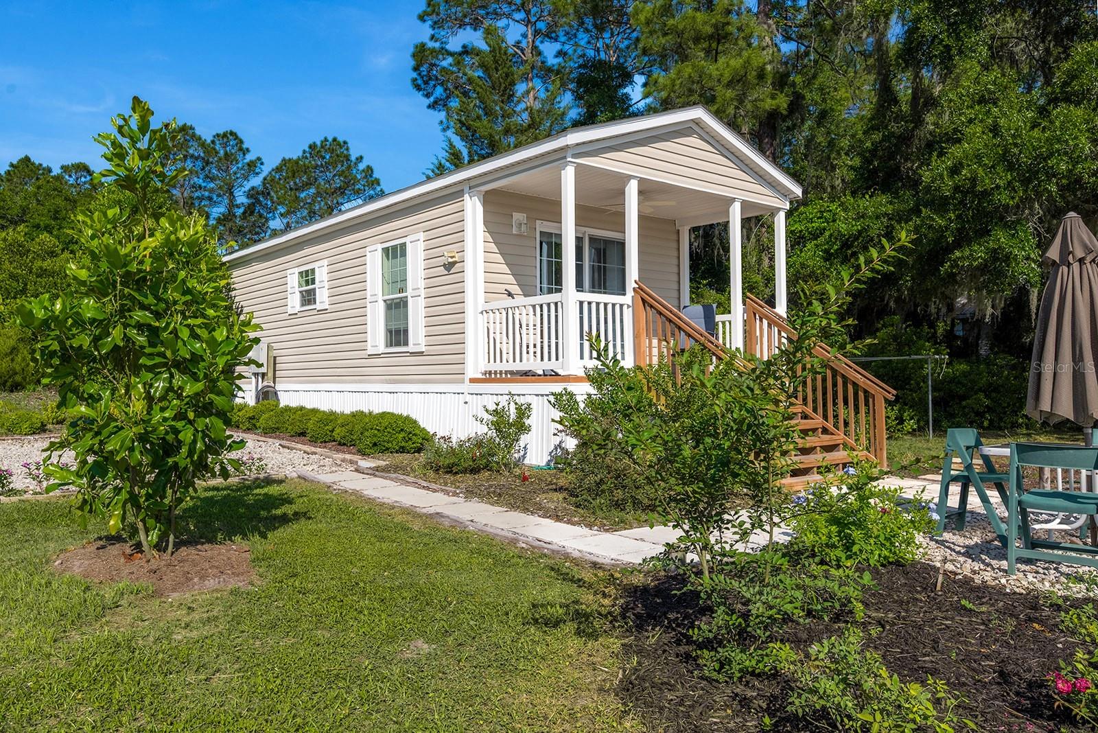 588 S COUNTY ROAD 21, HAWTHORNE, FL — photo 2